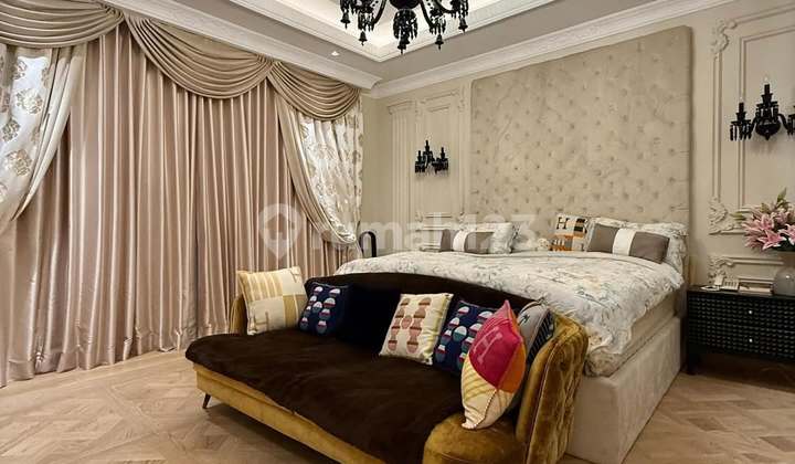 Luxurious Modern Classic House di Kemang - Pejaten Barat, LT 1312 LB 1200 2