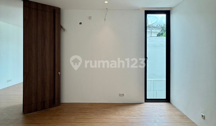 Brand New Modern Tropical House di Kemang, LT 161 LB 262 2