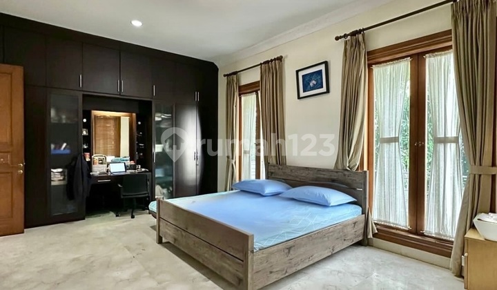 Rumah Modern Klasik dalam Cluster Cilandak, LT 899 LB 500 2