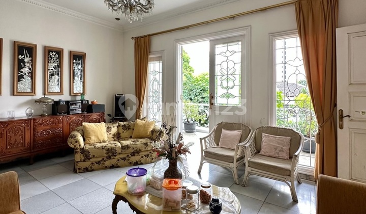 Modern Classic House Dekat Bukit Golf Pondok Indah, LT 394 LB 700 2