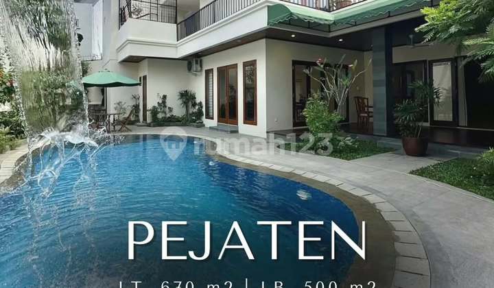 Nice Renovated House in West Pejaten, Land Size 670, Building Size 500
