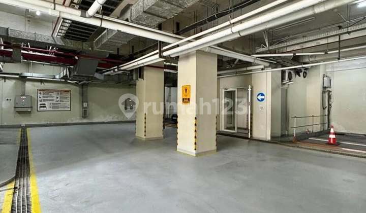 Office Building 10 Lantai di Thamrin, LT 689 LB 2602