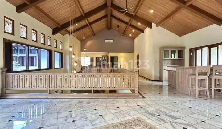 Luxurious Furnished Dekat Bukit Golf Pondok Indah, LT 778 LB 700 2