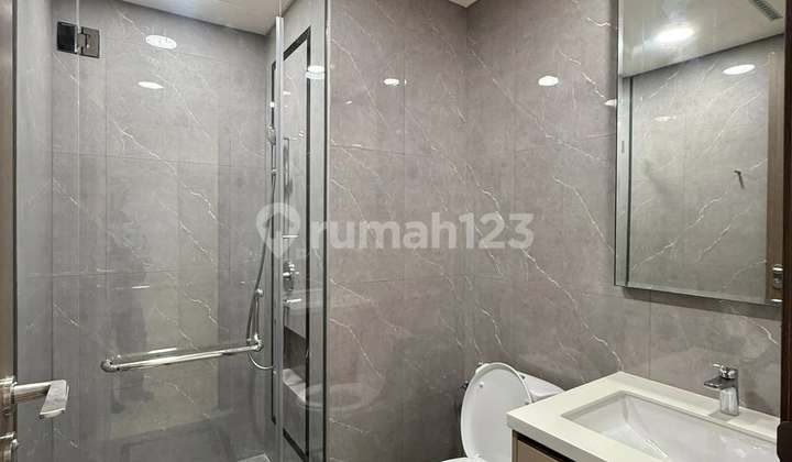 Arumaya Garden Villa 3 BR Semi Furnished di Tb Simatupang, LB 120 2