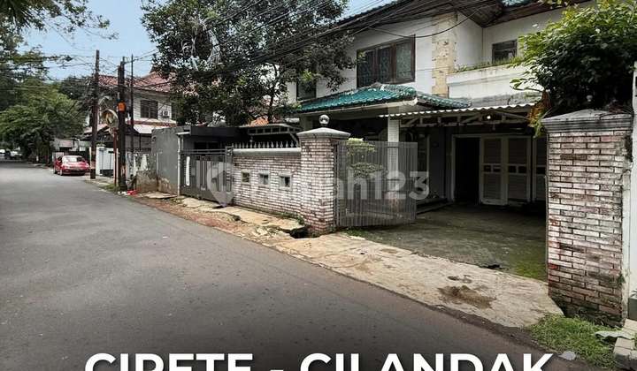 Rumah 2 Lantai Siap Huni di Cipete - Cilandak, LT 407 LB 600 Rumah 2 Lantai Siap Huni di Cipete - Cilandak, LT 407 LB 600