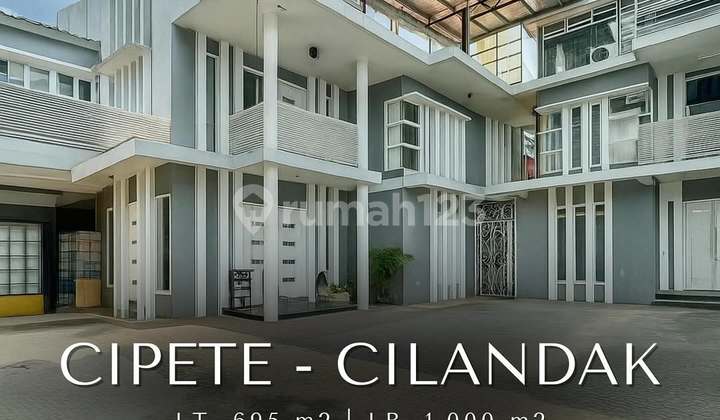 Rumah Cantik Siap Huni di Cipete - Cilandak, LT 695 LB 1000