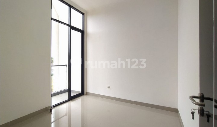 Rumah di Jl Raya Cilangkap Baru Akses Langsung Jalan Raya