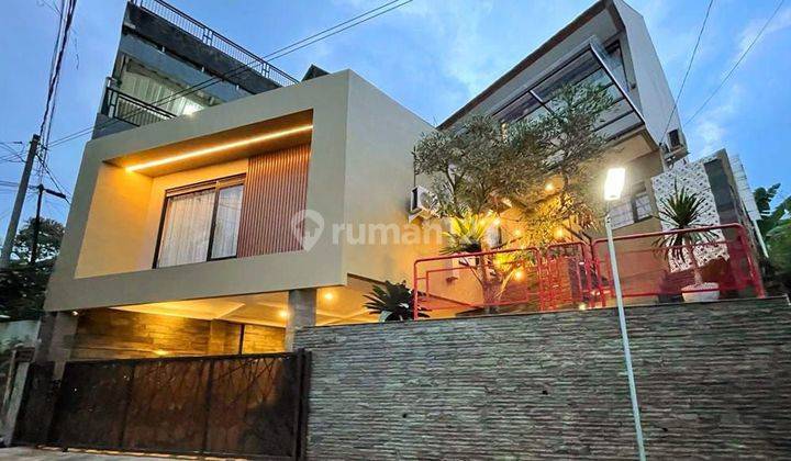 Rumah Baru Cantik Asri Kawasan Cikutra dekat Cigadung, Bandung 1