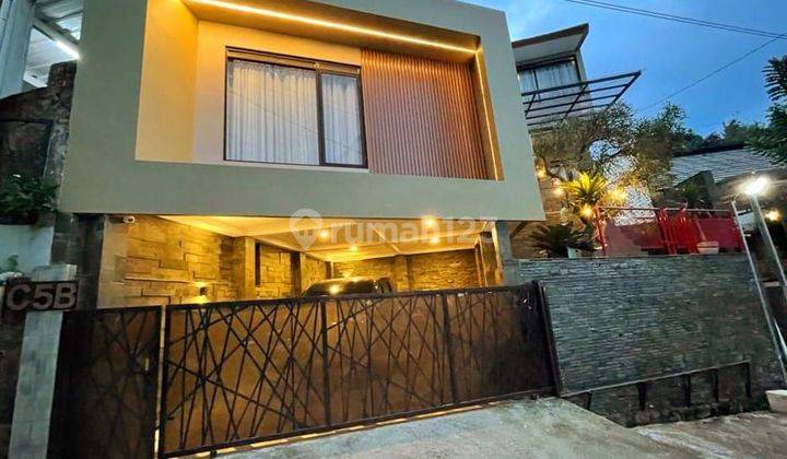 Rumah Baru Cantik Asri Kawasan Cikutra dekat Cigadung, Bandung 2