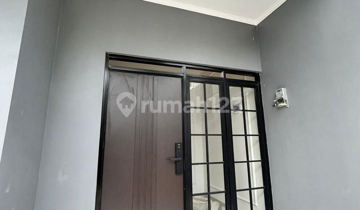 Dijual Cepat Rumah Baru Keren Abis di Turangga Dkt Tsm 2