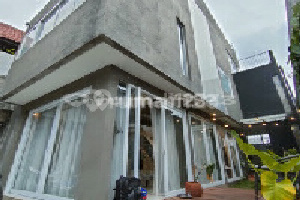 Rumah Keren Industrialis Minimalis di Cigadung Greenland, Dago Dekat Itb, Unpad, Cikutra, Ligar, Dago, Bandung Utara