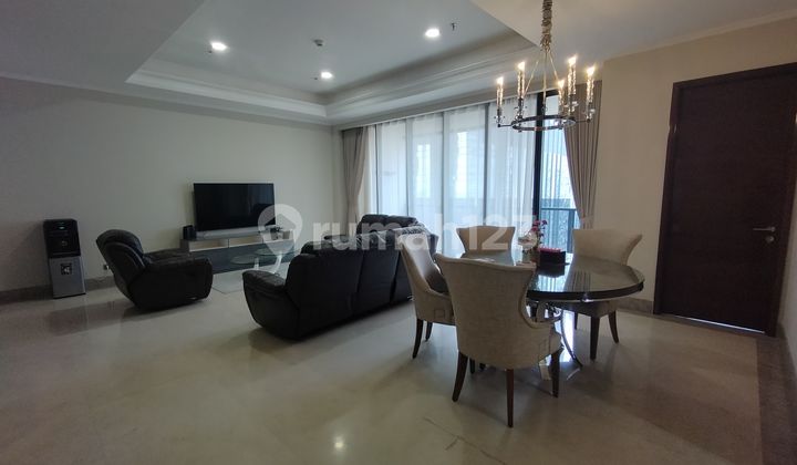Disewakan Apartemen District 8 Senopati 4 Kamar Tidur Furnished