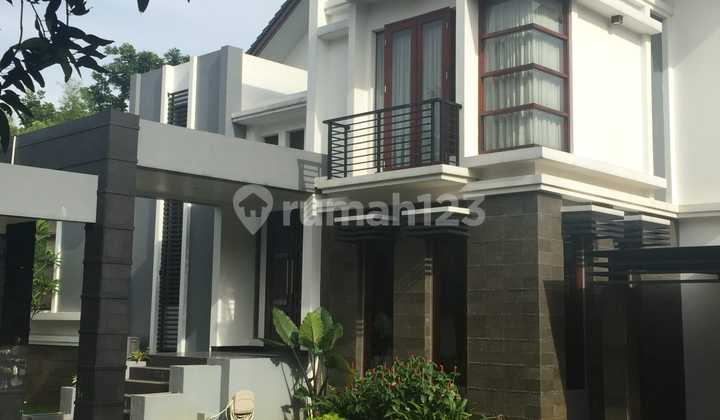 Dijual Rumah 2.5 Lantai Modern Minimalis 1000m2 Di Bintaro Sektor 2 Dengan Kolam Renang Dijual Rumah 2.5 Lantai Modern Minimalis 1000m2 Di Bintaro Sektor 2 Dengan Kolam Renang