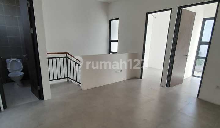 Grand Wisata rowhouse  ATTACHED / ONE UNIT  also serves as a residence with 3 bedrooms on the 2nd floor. 2