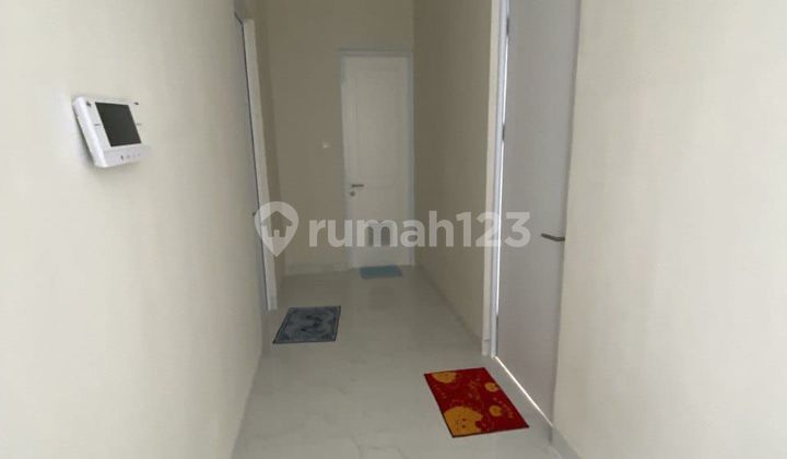 Rumah mewah di  cluster teratas dengan kolam renang dalam cluster 2