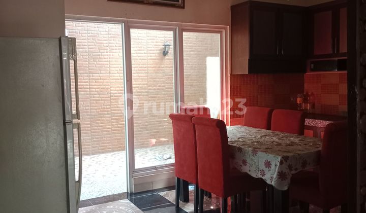 Semi-furnished 2-story house 2