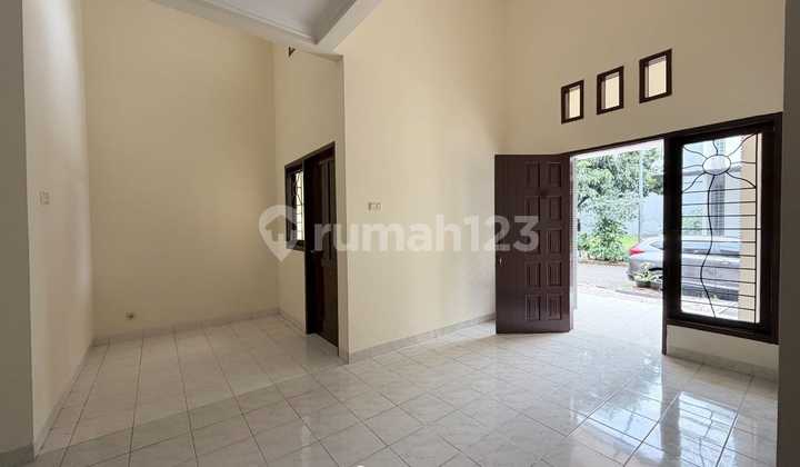 Disewakan 3 Kamar Tidur Dekat Boulevard Utama Digrandwisata Disewakan 3 Kamar Tidur Dekat Boulevard Utama Digrandwisata