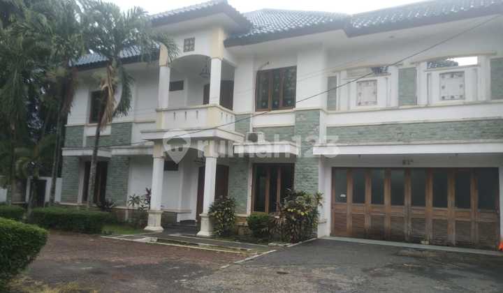 Strategic House in Lebak Bulus, South Jakarta