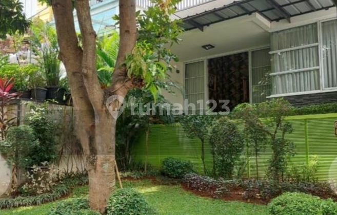 Luxury home in the cluster next to Grand Wisata mall. 2