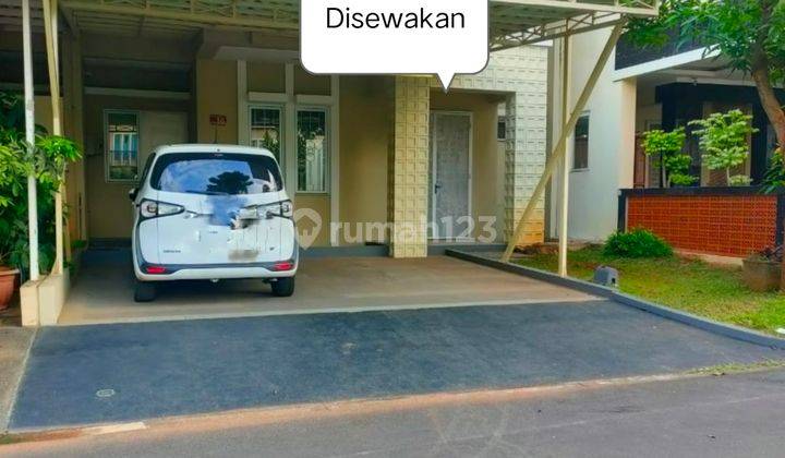 Rumah Depan Taman Dicluster Dengan Kolam Renang Dalam Cluster 2