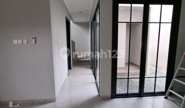 Disewakan Type Paling Besar Diklasika Levante Grand Wisata 2