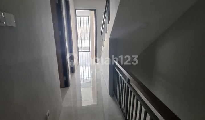 Dijual Harga Bagus Zliving Depan Taman Grand Wisata Tanpa Dp dengan Potongan Ppn 100% 2