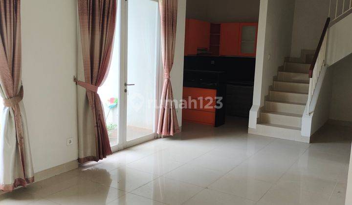 Rumah siap huni di boulevard cluster Grand Wisata 7