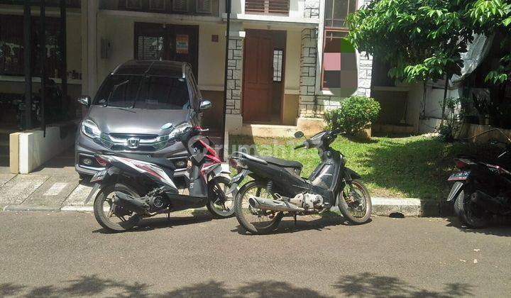 Rumah Luas kamar 2+1 di Grand Wisata 1