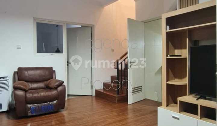 Jual Rumah Bagus Kamar 4+1 Di Grand Wisata 2