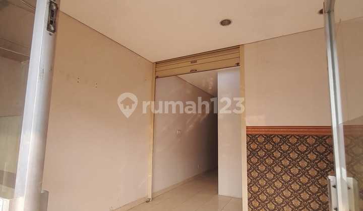 Good 3-Story Shop House at an Affordable Price in Grand Wisata 2