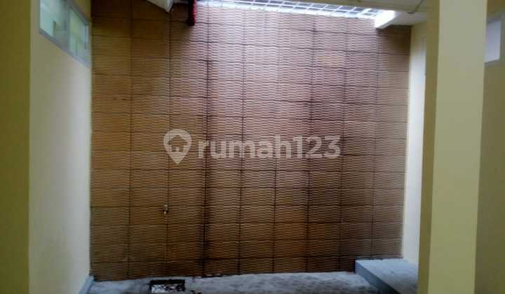 Rumah Tinggal Griya loka Sewa 2tahun minimal 10