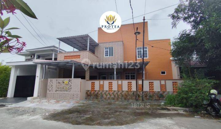 Dijual Rumah Baru Modern Dengan Tanah 216m2 di Kota Cirebon 1