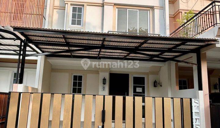 Rumah Semi Furnished di BSD Nusaloka, Tangerang 1