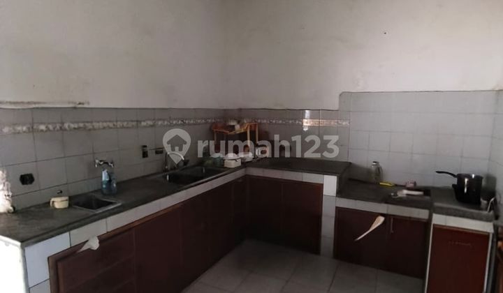 Ready-to-Inhabit Large House on 640m² Land in Pembangunan, Cirebon City 2