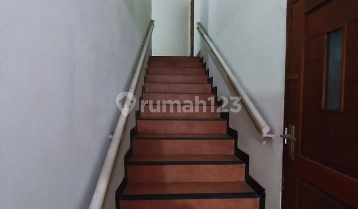 Terjemahkan ke bahasa Inggris: