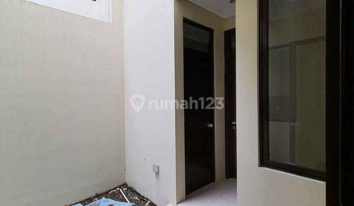 Rumah 2 Lantai Harga Dibawah Pasar Lokasi Lavon Swancity Cikupa Tangerang 2