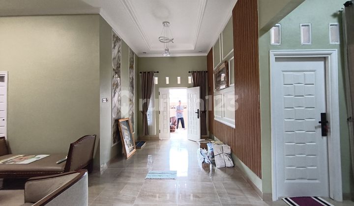 Jual Rumah Baru Furnished dalam Kompleks Aman  Tanah 173m2  2