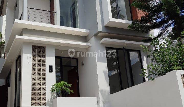 l Rumah Modern Strategis Dekat Gedung Sate Bandung 1