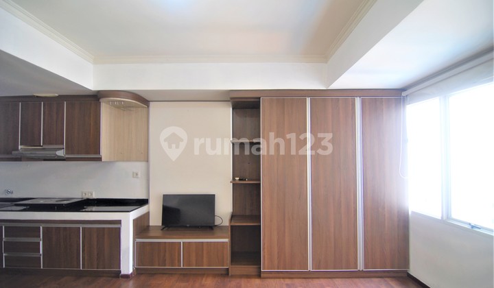 Royal Mediterania Garden Apartment