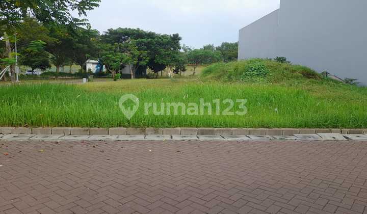 North East Facing Golf Island Plot Pik Serenade Area 384 m2