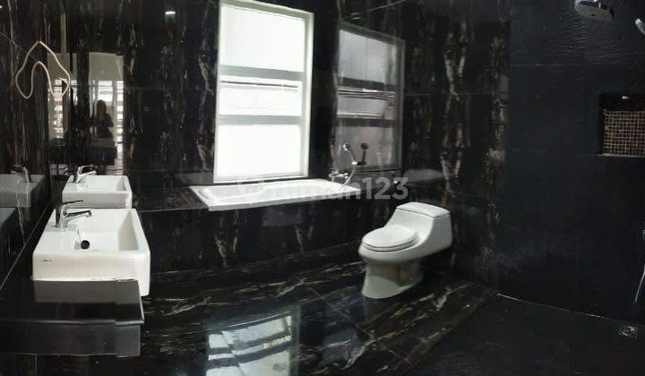 Rumah Grisenda Pik Uk 8x18 Hadap Selatan 4
