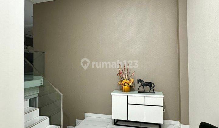 FULL FURNISH DAN RENOV ! RUMAH BGM FLAMBOYAN PIK UKURAN 10x18 2