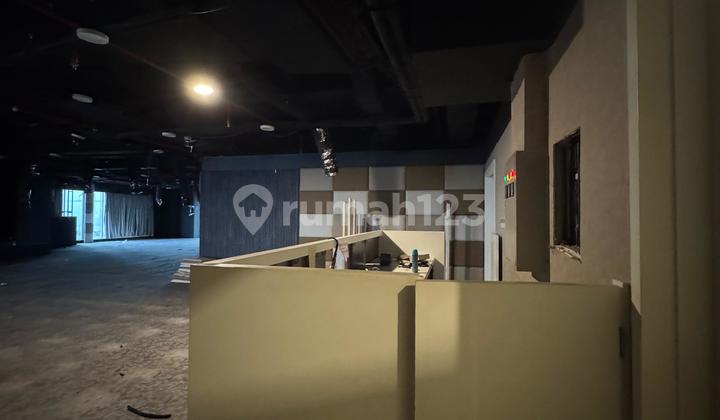 Office Goldcoast Pik Half Floor Area 854 m2 Seaview