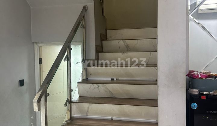 SIAP HUNI Rumah Golf Lake Residence Ukuran 6x15 Full Furnished 2