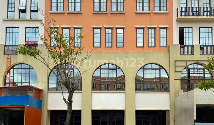 Kelapa Gading Shop House, North Jakarta, Freehold Title
