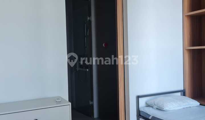 Apartment 3 BR Residence 8 Apartment Bagus Furnished 2