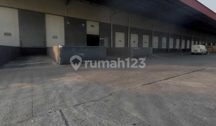 FOR RENT MODERN WAREHOUSE!! Loading Dock, Near Highway Access, High Ceiling, Available Early November FOR RENT MODERN WAREHOUSE!! Loading Dock, Near Highway Access, High Ceiling, Available Early November