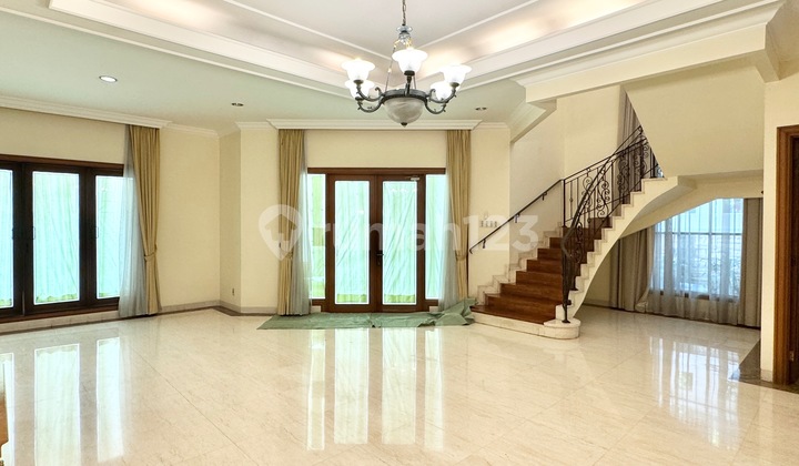 Modern Clasic House In Pondok Indah Ajh06230 2