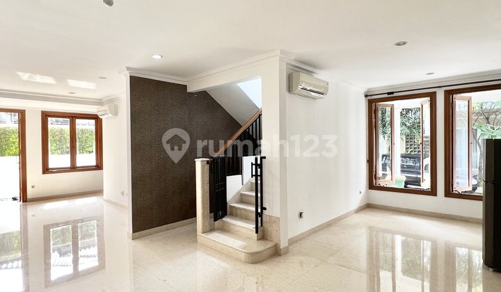 House 4 Bedrooms In A Quiet Compound In Cilandak Ajh02095 2