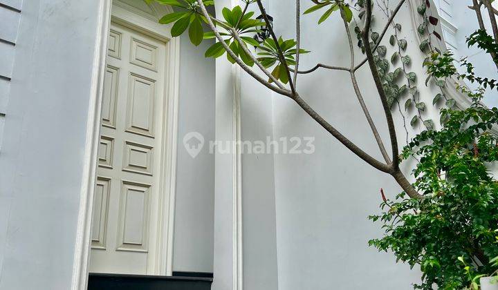 Bright White House 3 Bedrooms In Cilandak Area Ajh02084 1